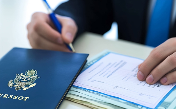 哪里有3字母頂級域名出售？這里推薦5個